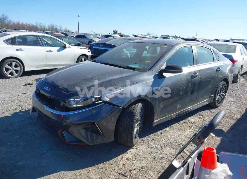 Photo 2 of 2024 Kia Forte GT LINE (VIN 3KPF54AD3RE741607)