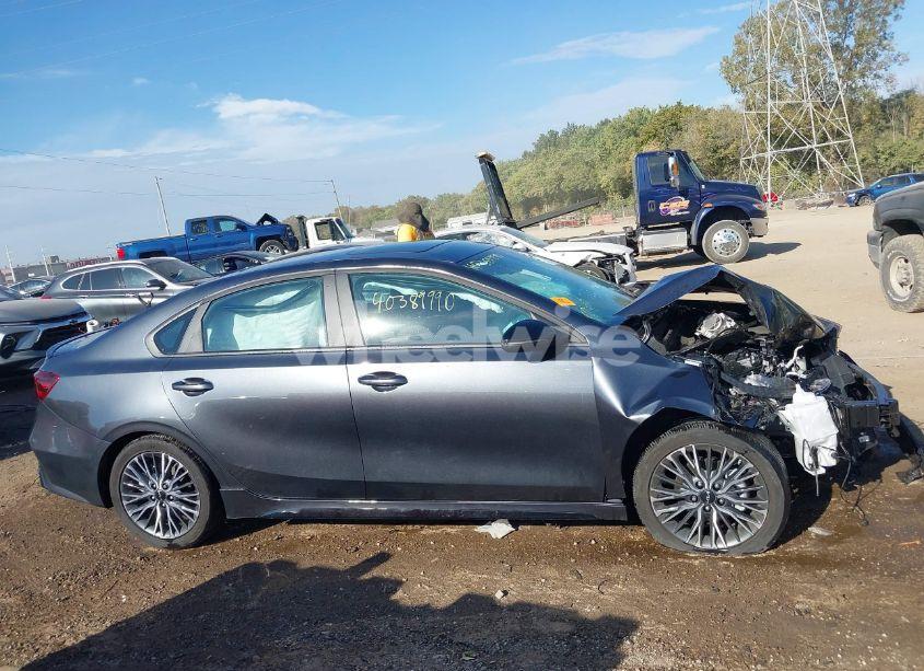 Photo 13 of 2024 Kia Forte GT-LINE (VIN 3KPF54AD3RE777619)