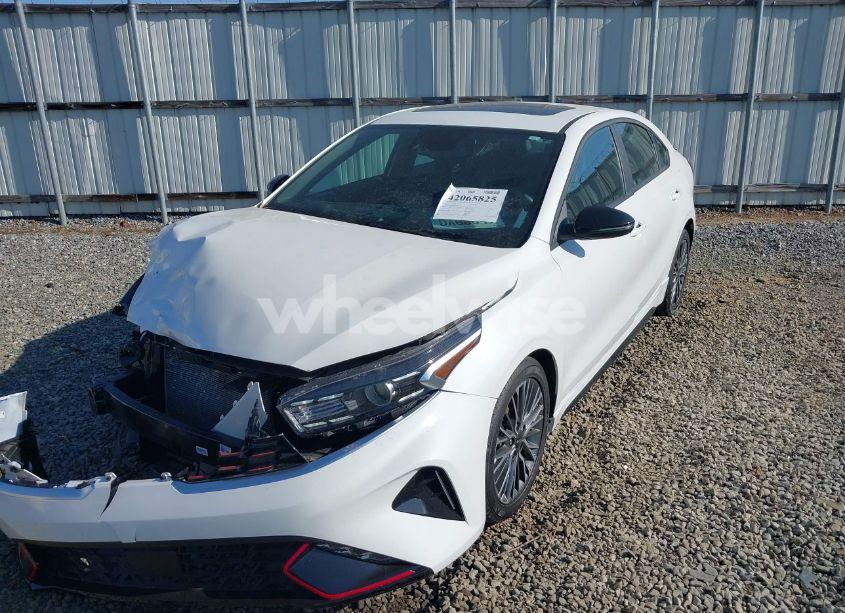 Photo 6 of 2024 Kia Forte GT-LINE (VIN 3KPF54AD3RE831775)