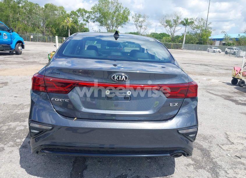 Photo 17 of 2020 Kia Forte EX (VIN 3KPF54AD4LE210567)