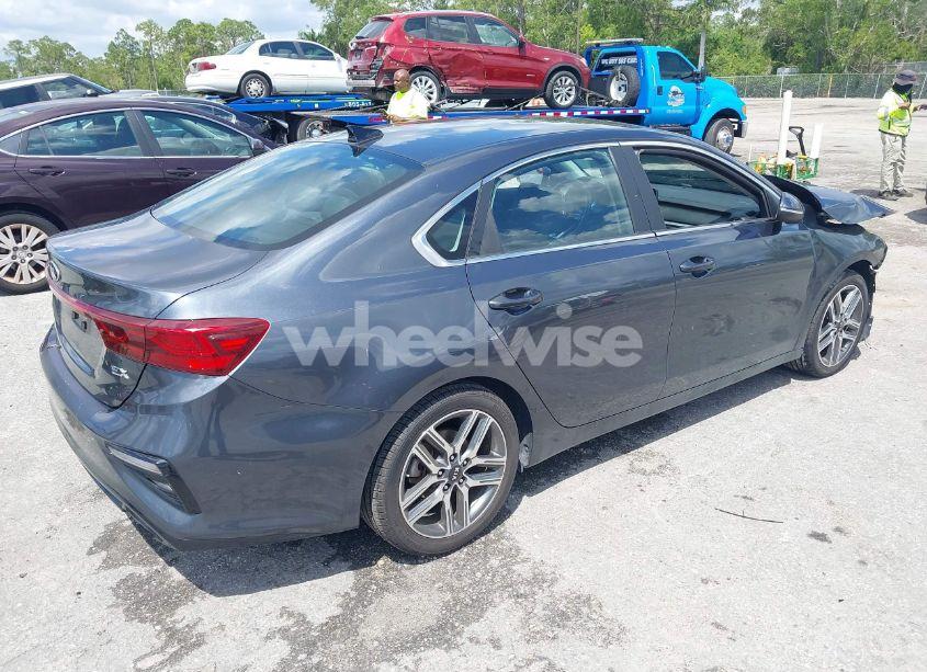 Photo 4 of 2020 Kia Forte EX (VIN 3KPF54AD4LE210567)
