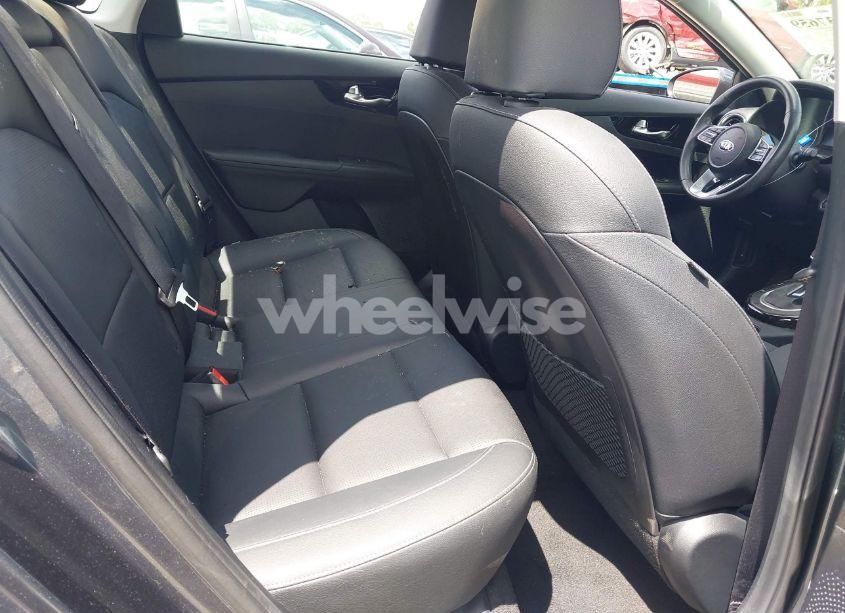 Photo 8 of 2020 Kia Forte EX (VIN 3KPF54AD4LE210567)