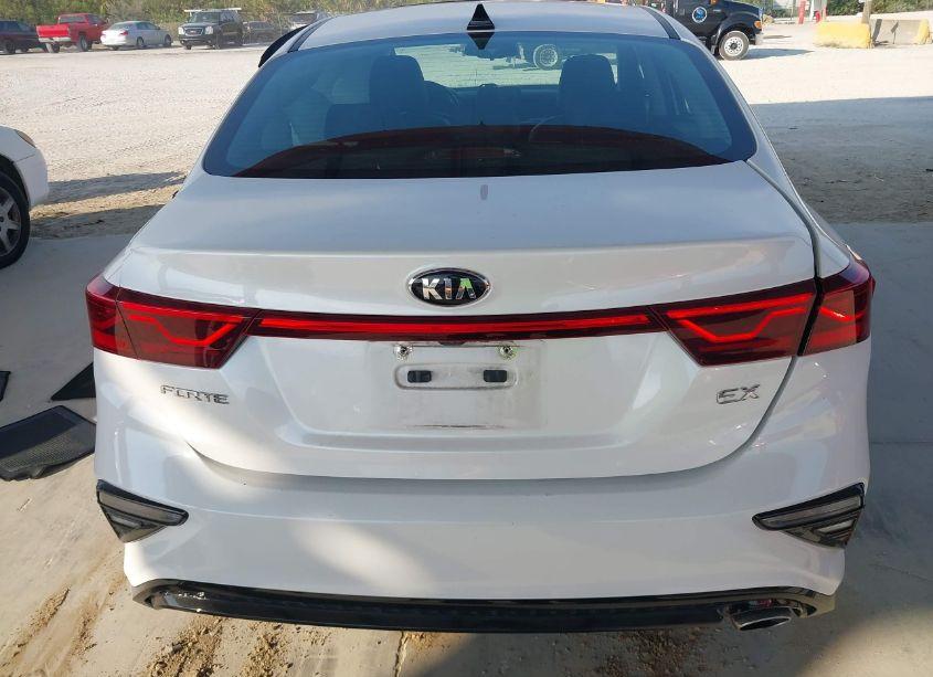 Photo 16 of 2021 Kia Forte EX (VIN 3KPF54AD4ME284606)