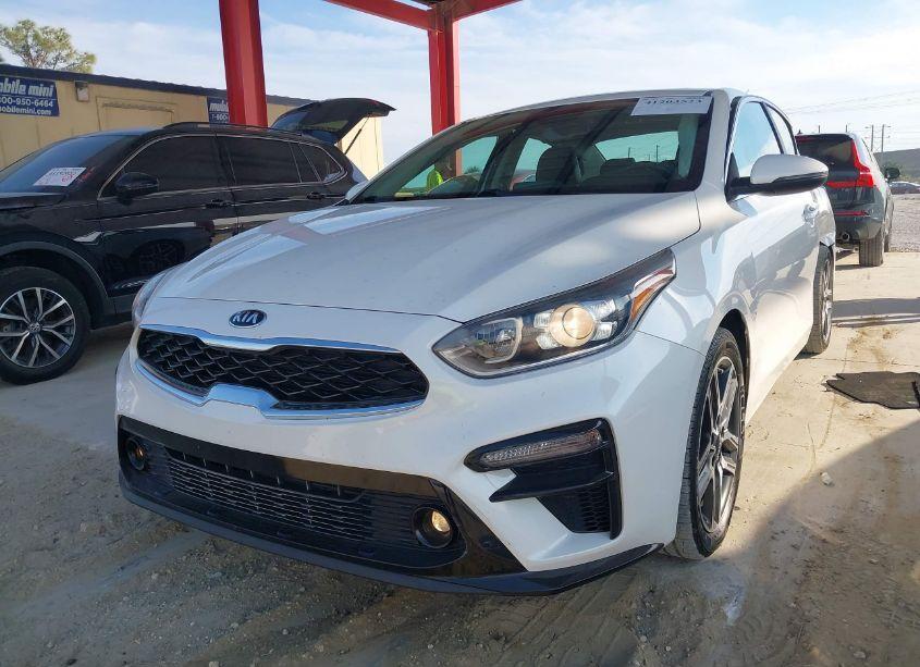 Photo 2 of 2021 Kia Forte EX (VIN 3KPF54AD4ME284606)