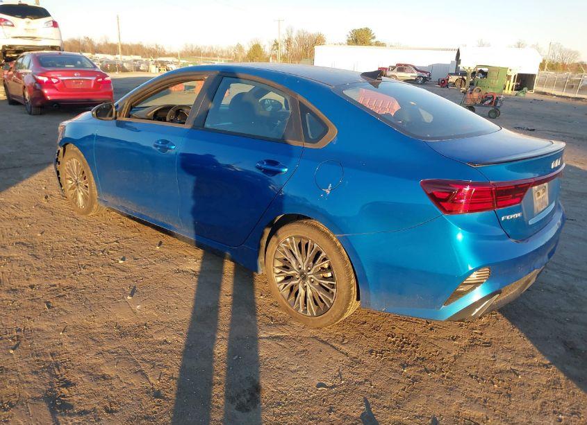 Photo 3 of 2022 Kia Forte GT-LINE (VIN 3KPF54AD4NE498769)