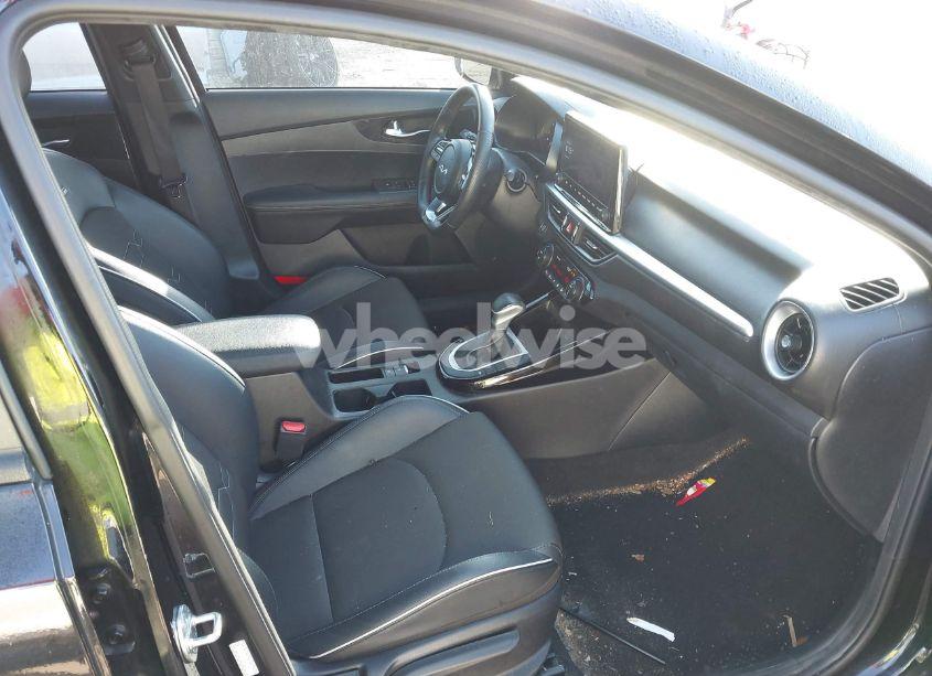 Photo 5 of 2023 Kia Forte GT-LINE (VIN 3KPF54AD4PE528582)