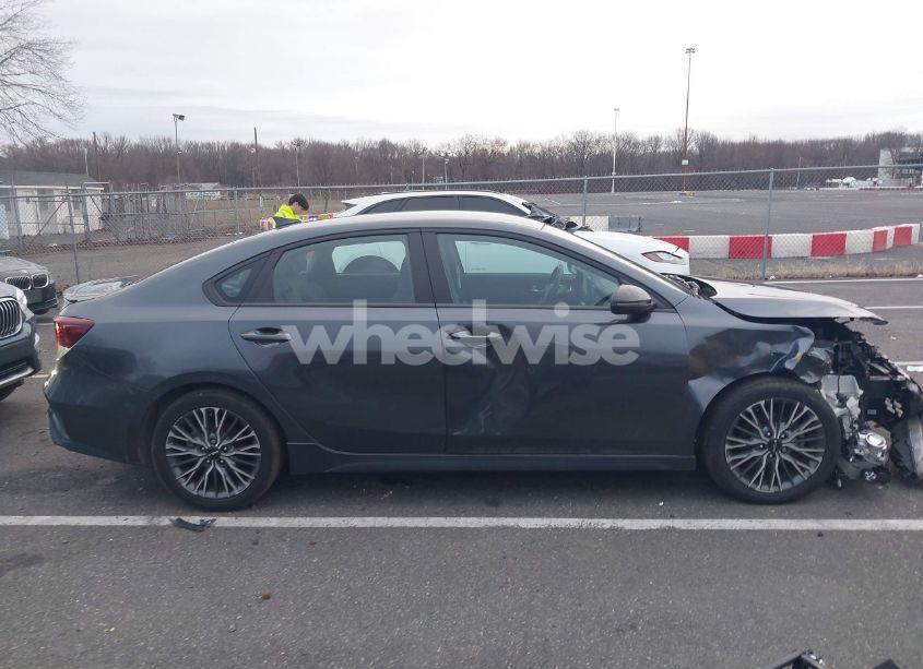 Photo 13 of 2023 Kia Forte GT-LINE (VIN 3KPF54AD4PE558469)