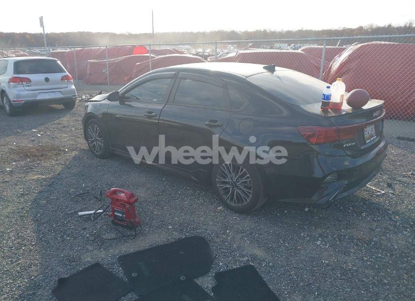 Photo 3 of 2023 Kia Forte GT-LINE (VIN 3KPF54AD4PE654277)