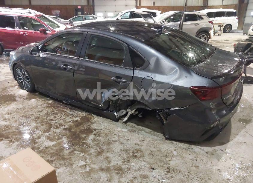 Photo 3 of 2023 Kia Forte GT-LINE (VIN 3KPF54AD4PE672567)