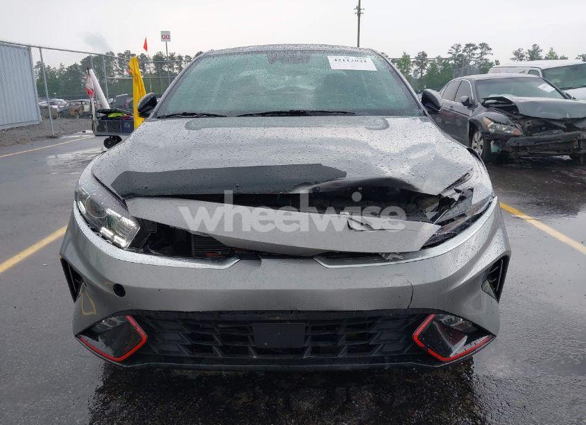 Photo 6 of 2024 Kia Forte GT-LINE (VIN 3KPF54AD4RE725299)