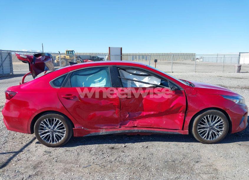 Photo 14 of 2024 Kia Forte GT-LINE (VIN 3KPF54AD4RE780612)