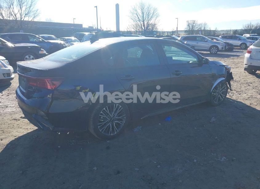 Photo 4 of 2024 Kia Forte GT-LINE (VIN 3KPF54AD4RE811258)