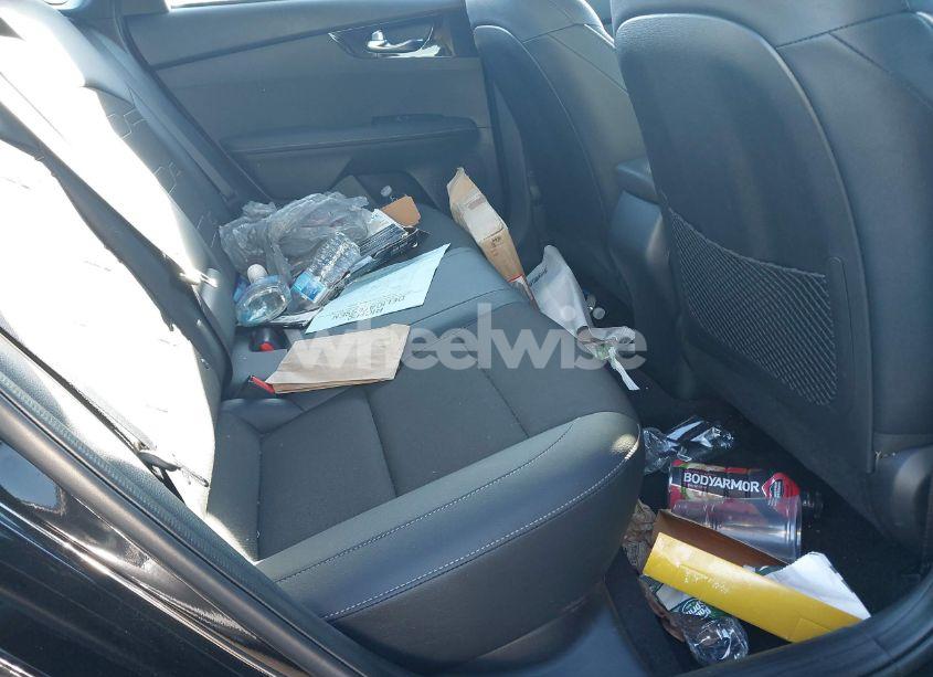 Photo 8 of 2024 Kia Forte GT-LINE (VIN 3KPF54AD4RE811258)