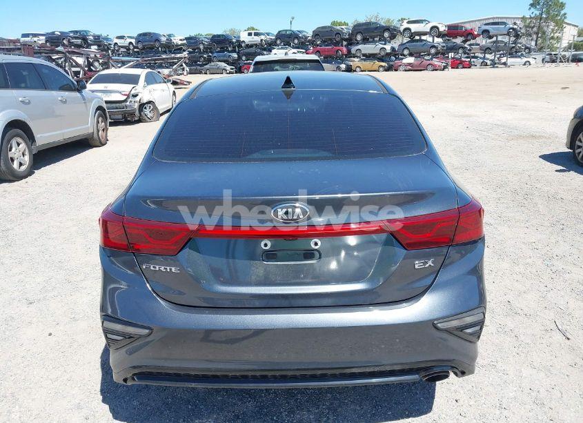 Photo 16 of 2019 Kia Forte EX (VIN 3KPF54AD5KE030206)