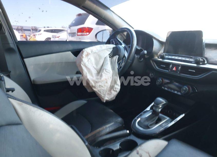 Photo 5 of 2019 Kia Forte EX (VIN 3KPF54AD5KE030206)