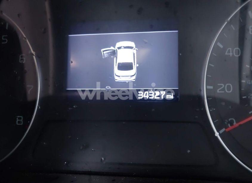 Photo 15 of 2019 Kia Forte EX (VIN 3KPF54AD5KE033848)