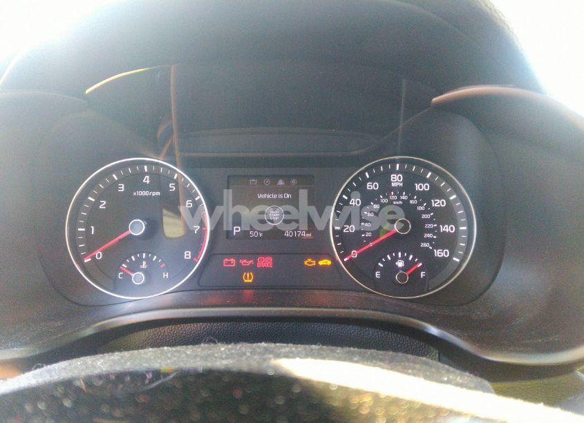 Photo 7 of 2021 Kia Forte EX (VIN 3KPF54AD5ME352721)