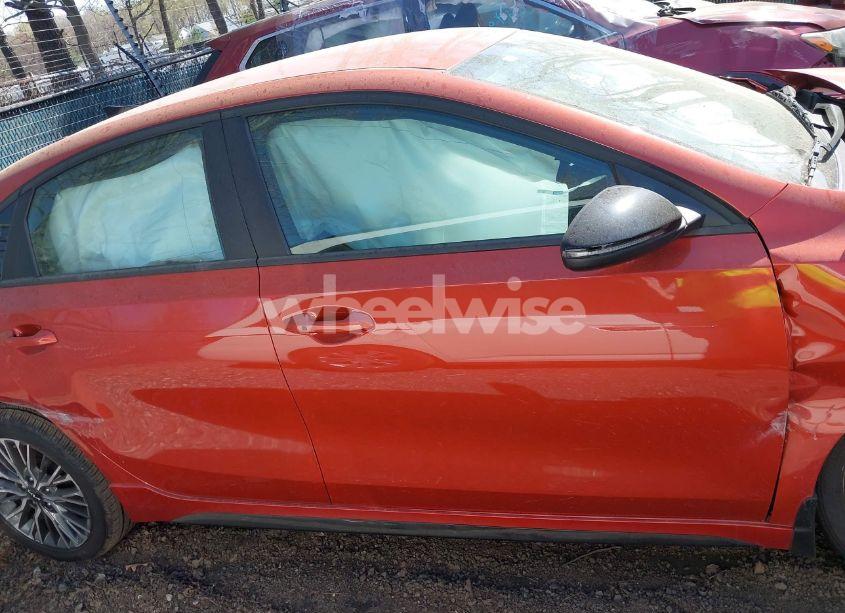 Photo 13 of 2022 Kia Forte GT-LINE (VIN 3KPF54AD5NE498005)