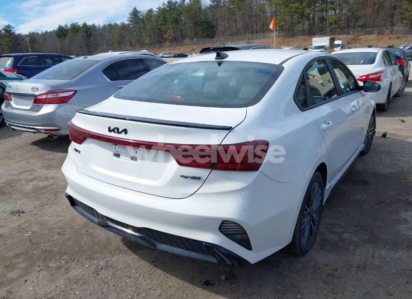 Photo 16 of 2022 Kia Forte GT-LINE (VIN 3KPF54AD5NE512467)