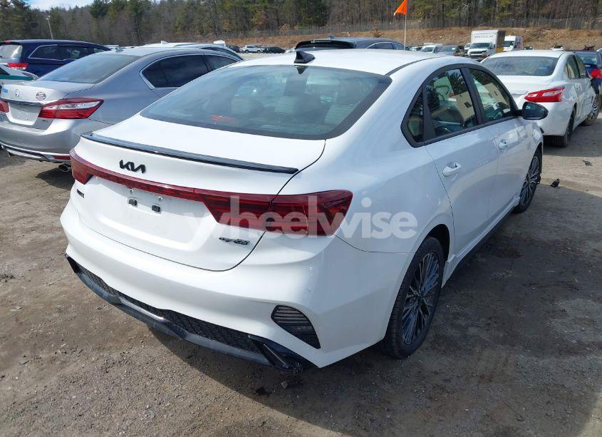 Photo 4 of 2022 Kia Forte GT-LINE (VIN 3KPF54AD5NE512467)