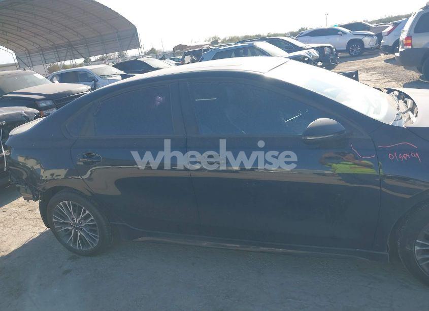 Photo 14 of 2023 Kia Forte GT-LINE (VIN 3KPF54AD5PE526596)