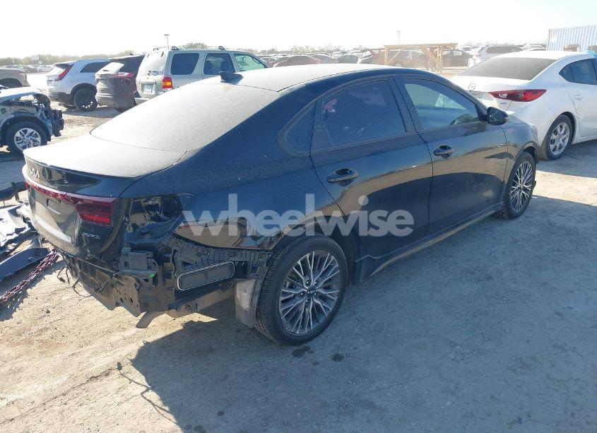 Photo 4 of 2023 Kia Forte GT-LINE (VIN 3KPF54AD5PE526596)