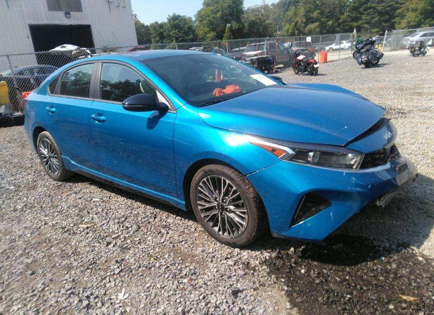 2023 Kia Forte GT-LINE (VIN 3KPF54AD5PE536576) main photo