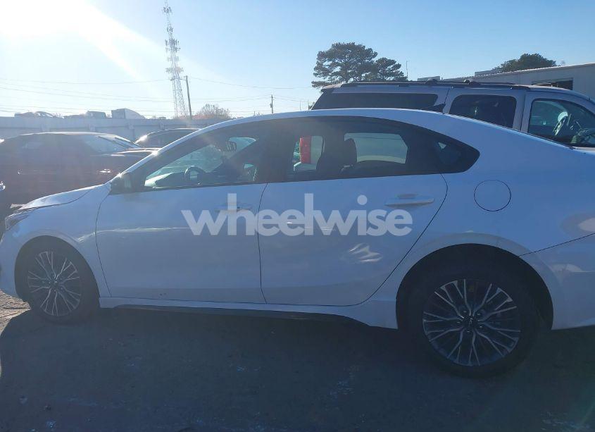 Photo 14 of 2023 Kia Forte GT-LINE (VIN 3KPF54AD5PE679754)