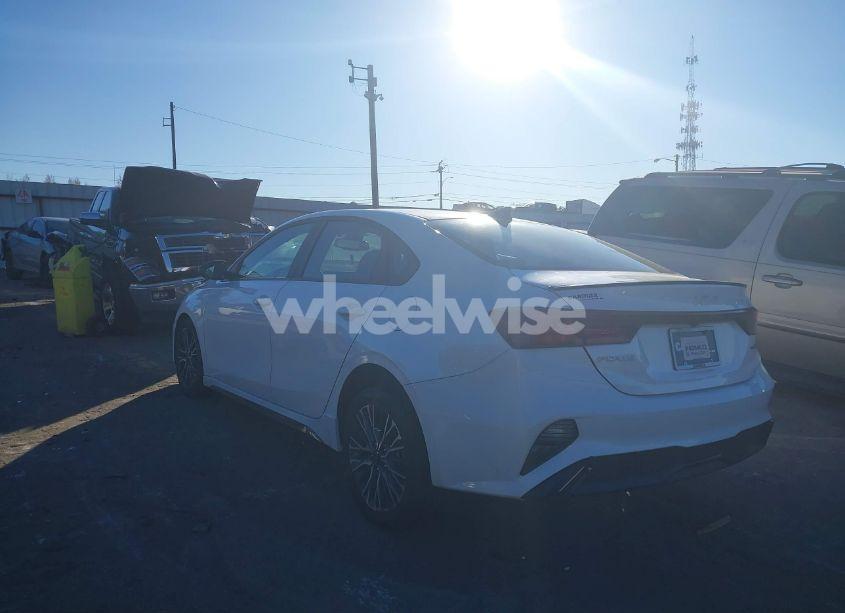 Photo 3 of 2023 Kia Forte GT-LINE (VIN 3KPF54AD5PE679754)