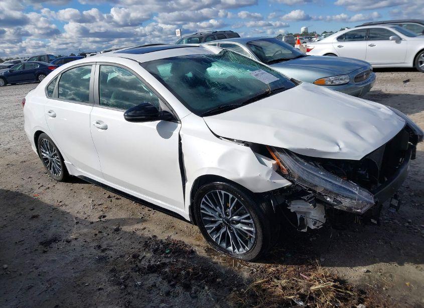 2024 Kia Forte GT-LINE (VIN 3KPF54AD5RE725053) main photo