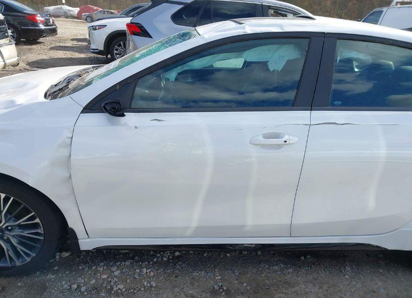 Photo 12 of 2024 Kia Forte GT-LINE (VIN 3KPF54AD5RE725053)