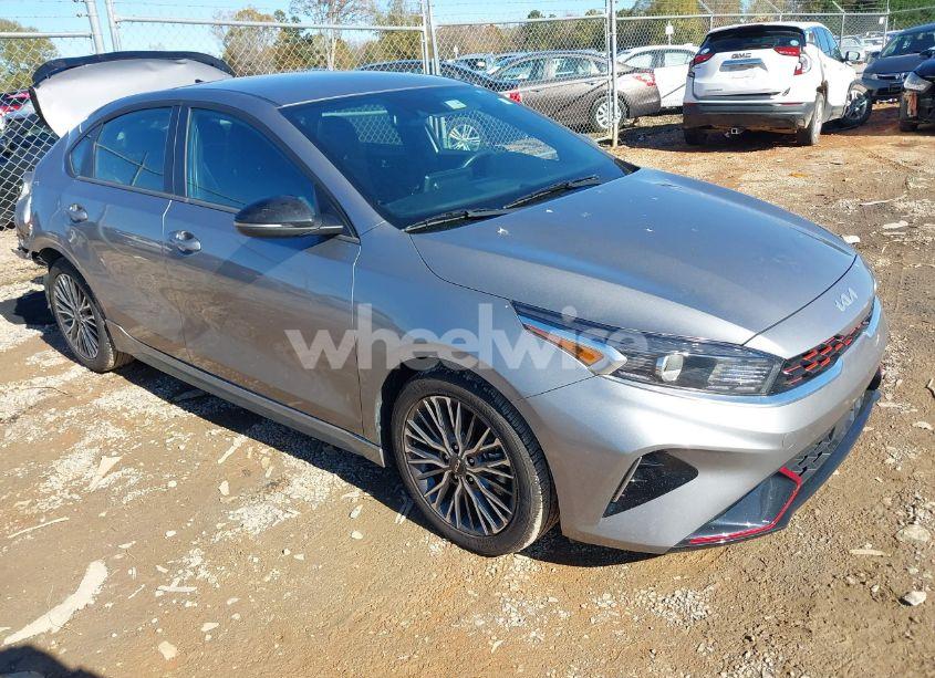 2024 Kia Forte GT-LINE (VIN 3KPF54AD5RE725778) main photo