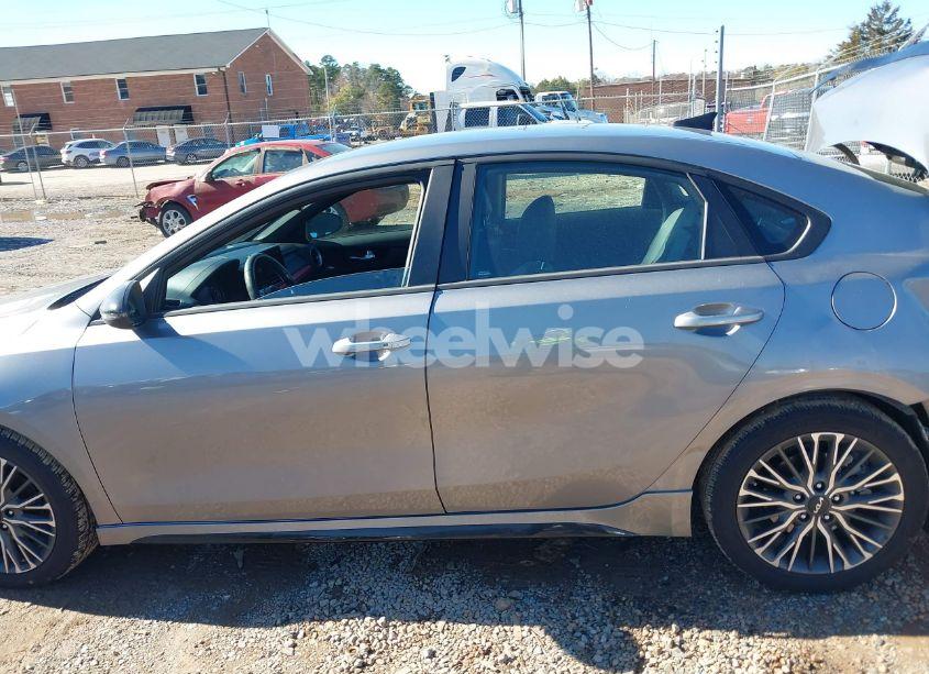 Photo 14 of 2024 Kia Forte GT-LINE (VIN 3KPF54AD5RE725778)