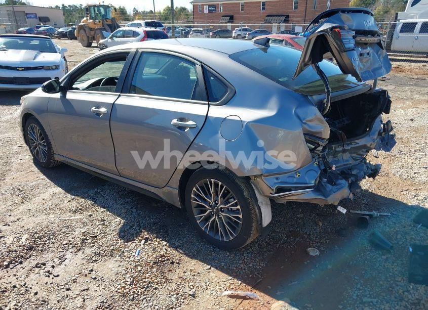 Photo 3 of 2024 Kia Forte GT-LINE (VIN 3KPF54AD5RE725778)