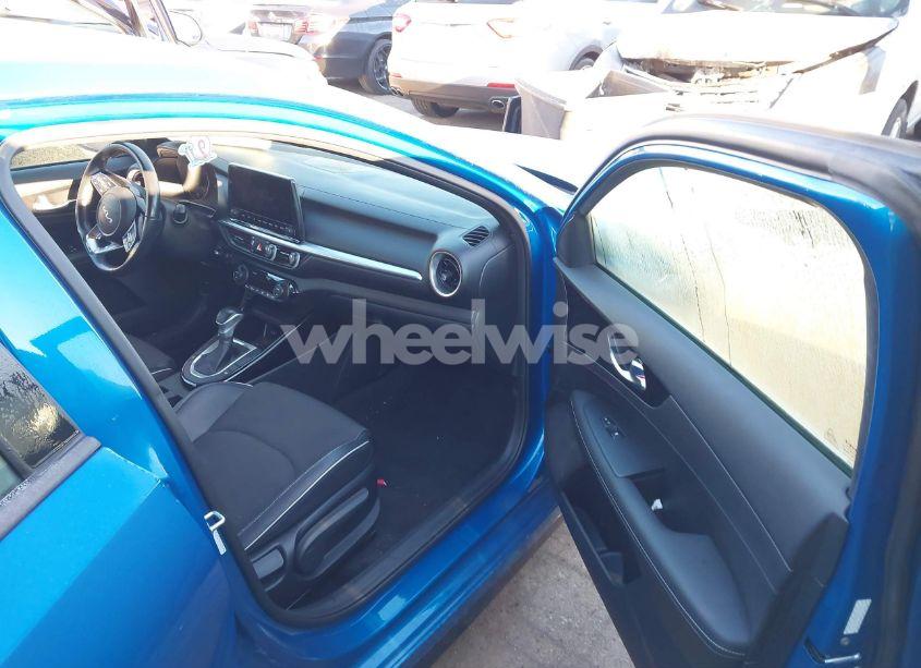 Photo 5 of 2022 Kia Forte GT-LINE (VIN 3KPF54AD6NE454675)