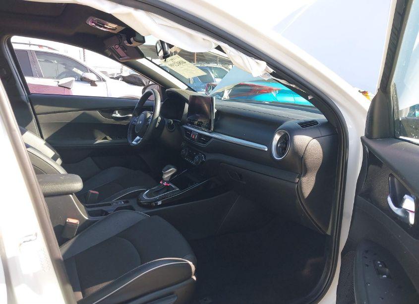 Photo 5 of 2023 Kia Forte GT-LINE (VIN 3KPF54AD6PE631244)