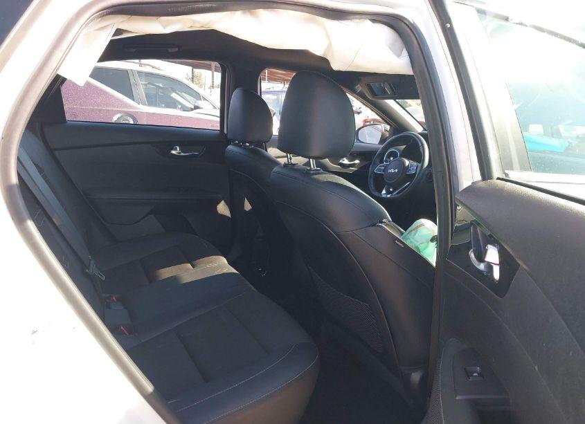 Photo 8 of 2023 Kia Forte GT-LINE (VIN 3KPF54AD6PE631244)