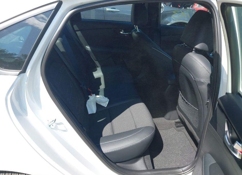 Photo 8 of 2024 Kia Forte GT-LINE (VIN 3KPF54AD6RE693035)