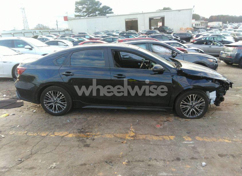 Photo 13 of 2024 Kia Forte GT-LINE (VIN 3KPF54AD6RE723375)