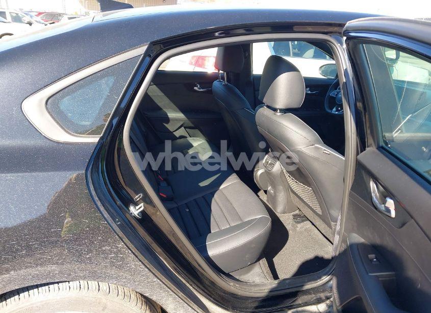 Photo 8 of 2024 Kia Forte GT-LINE (VIN 3KPF54AD6RE799114)