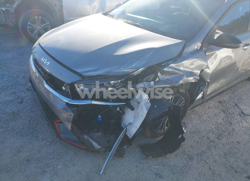 Photo 6 of 2024 Kia Forte GT-LINE (VIN 3KPF54AD6RE811097)