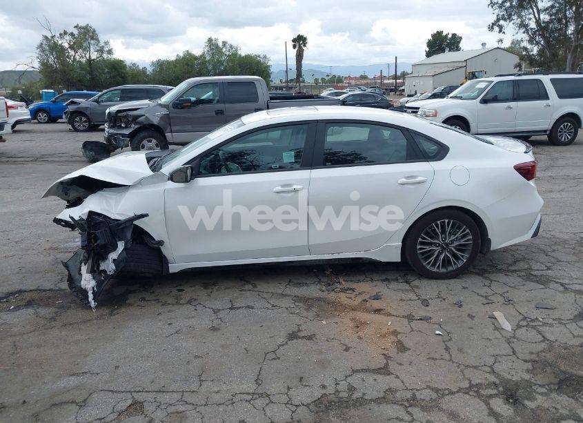 Photo 13 of 2024 Kia Forte GT-LINE (VIN 3KPF54AD6RE839935)