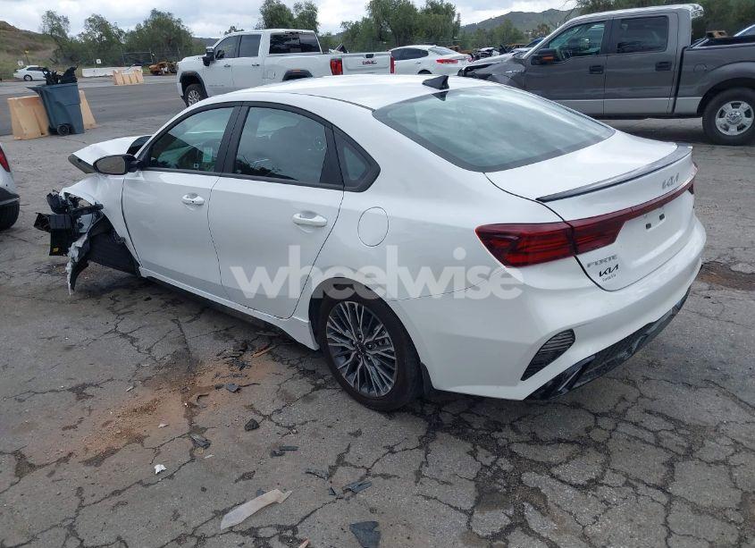 Photo 3 of 2024 Kia Forte GT-LINE (VIN 3KPF54AD6RE839935)