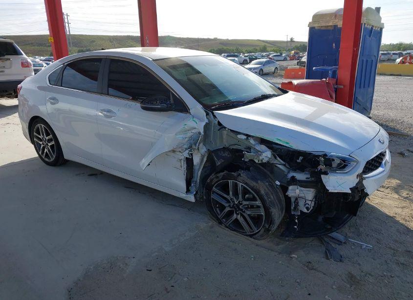 2021 Kia Forte EX (VIN 3KPF54AD7ME293459) main photo