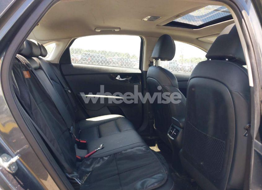 Photo 8 of 2021 Kia Forte EX (VIN 3KPF54AD7ME328291)