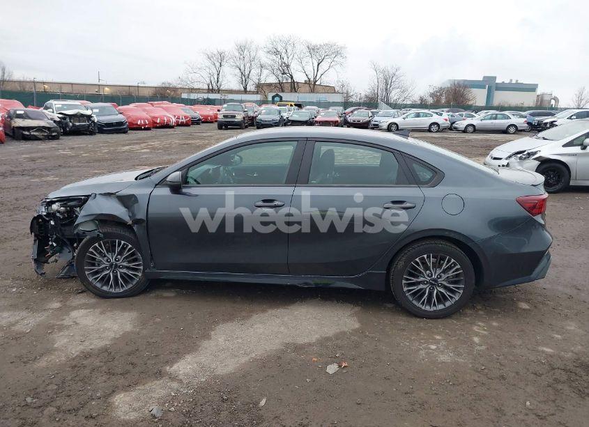 Photo 15 of 2022 Kia Forte GT-LINE (VIN 3KPF54AD7NE438517)