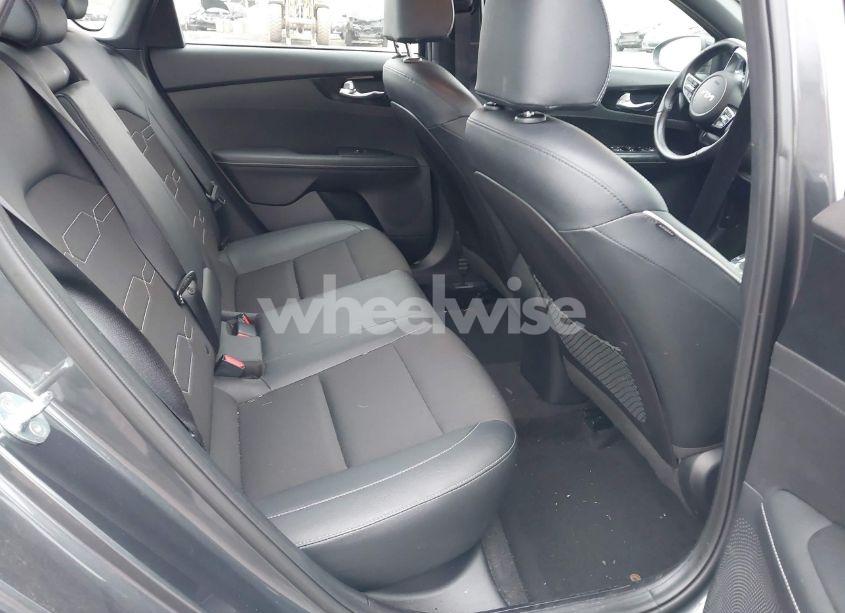 Photo 8 of 2022 Kia Forte GT-LINE (VIN 3KPF54AD7NE438517)