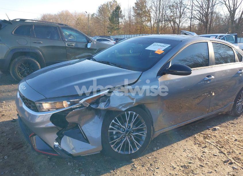 Photo 6 of 2022 Kia Forte GT-LINE (VIN 3KPF54AD7NE451154)