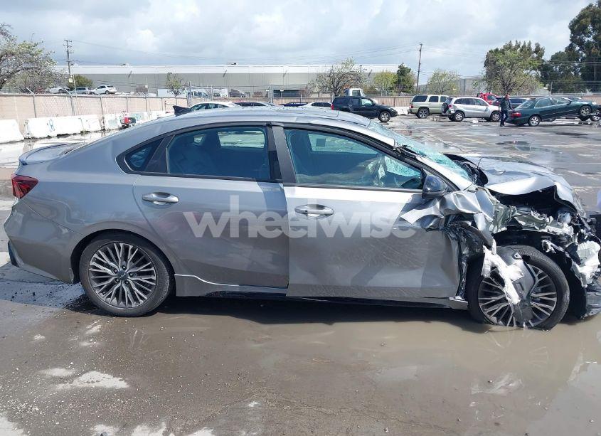 Photo 13 of 2023 Kia Forte GT-LINE (VIN 3KPF54AD7PE522131)