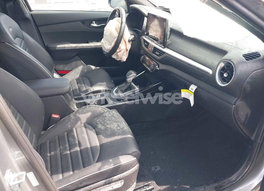 Photo 5 of 2023 Kia Forte GT-LINE (VIN 3KPF54AD7PE522131)